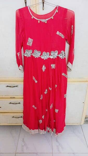 9 to 11 year girl maxi 1500 each 7