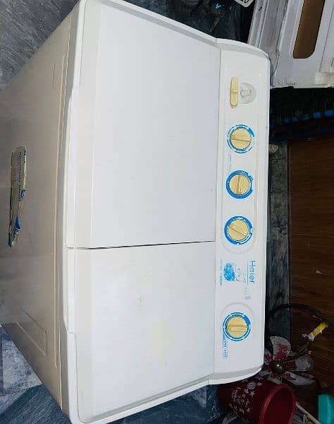 Haier Full Size Washing Machine with Spinner 1