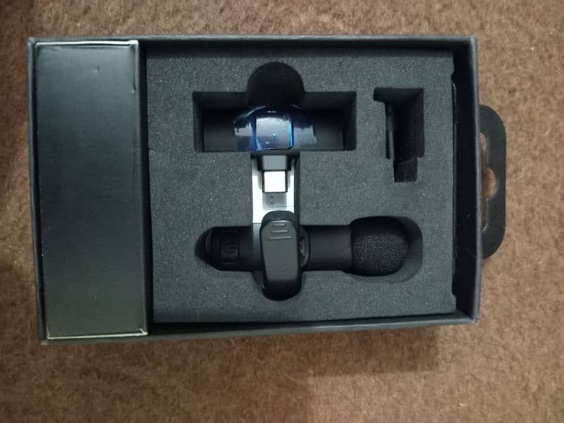 k8 wireless microphone for vloging and video users 2