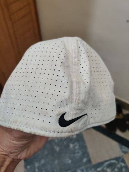 Nike Cap size large 2