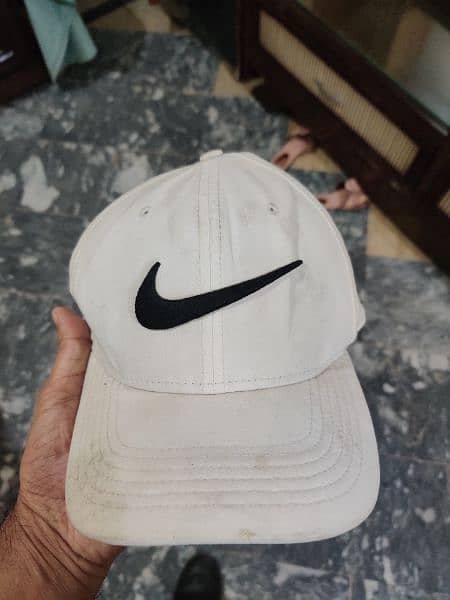 Nike Cap size large 4