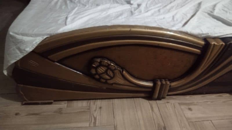 Wooden Bed Set, Side Table & Dresser 5
