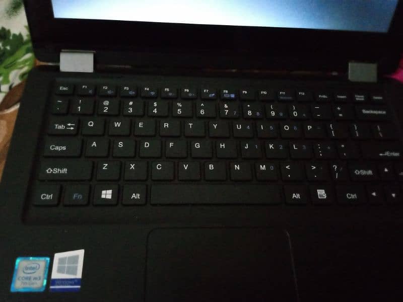 Haier laptop in good condition 10