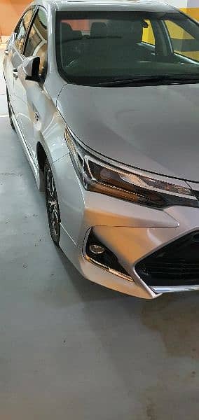 Toyota Altis Grande x 2021 3