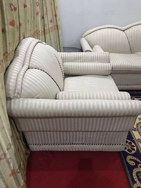 5 Seater amazing sofa set 6