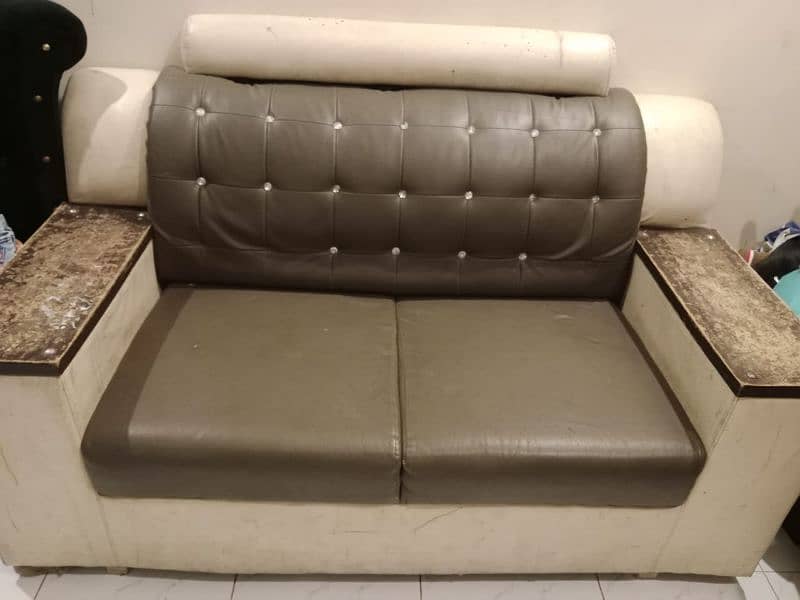 A set of 3 sofas 2