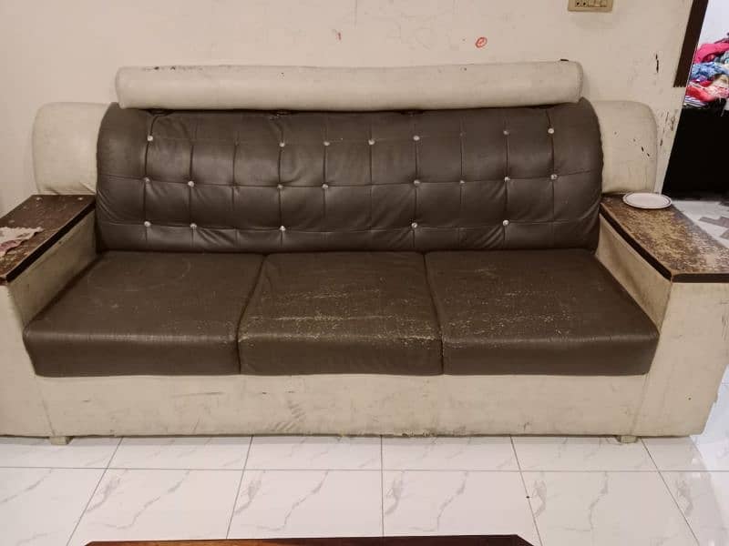 A set of 3 sofas 3