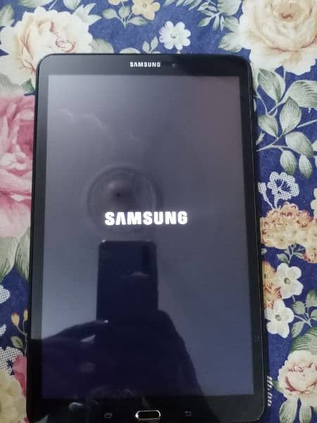 Galaxy Tab A 10/10 condition 2