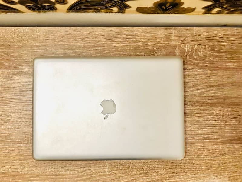 Macbook pro core i7, 15inch 1