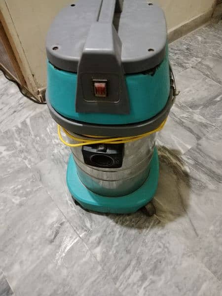 vacuum cleaners W&D 30L 1