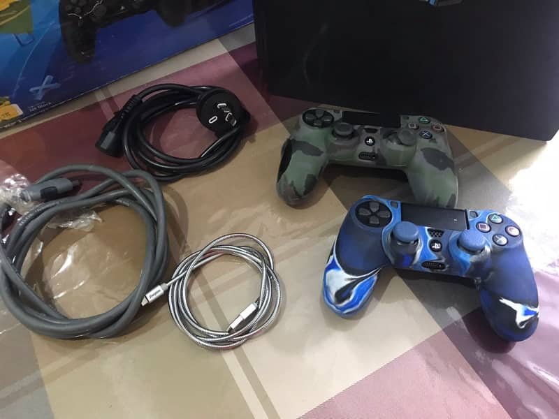 Play Station 4 Pro 1TB For Sale 2