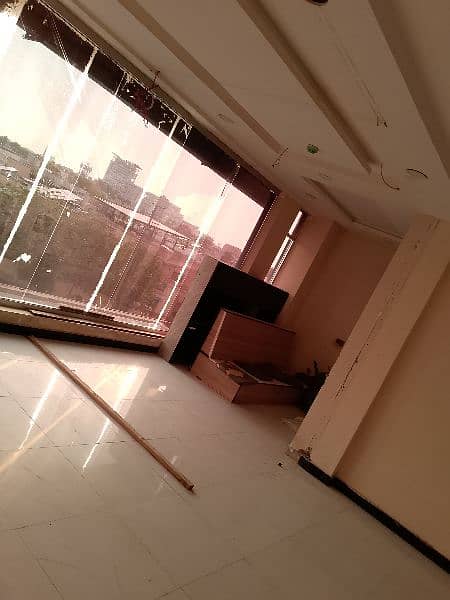 4 Marla Comercial floor available for Rent. call/0300/44/844/93 10