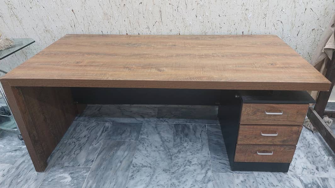 Branded Executive Office Table for Sale at Amazing price 1