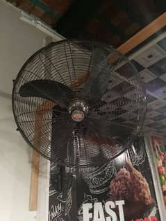 GFC bracket fans for sale just 5mont used 0