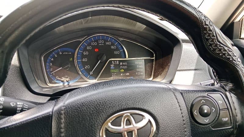 Toyota Corolla Fielder 2017 6