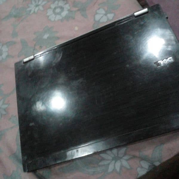 laptop in good condition for sale 1