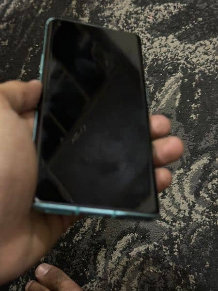 OnePlus 8pro 12/256 4