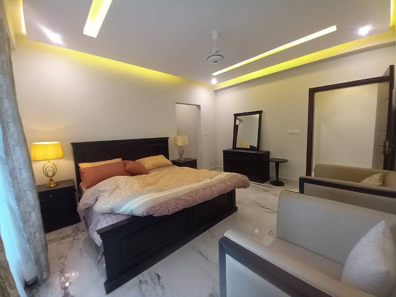 Brand New 10 Marla 3 Bedroom apartment for Sale. Sector D Askari 11 Lahore 7