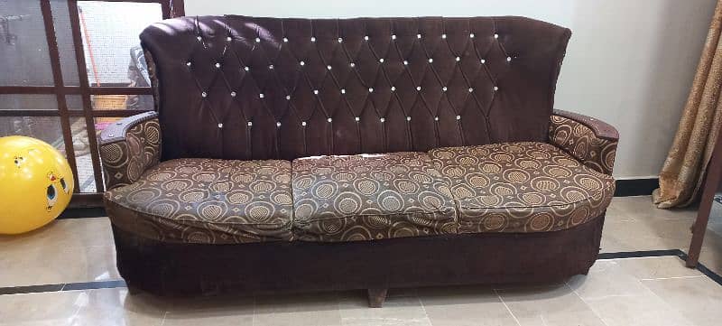 07 Seater Sofa Set + 1 Sethi, 2 xSofa 3