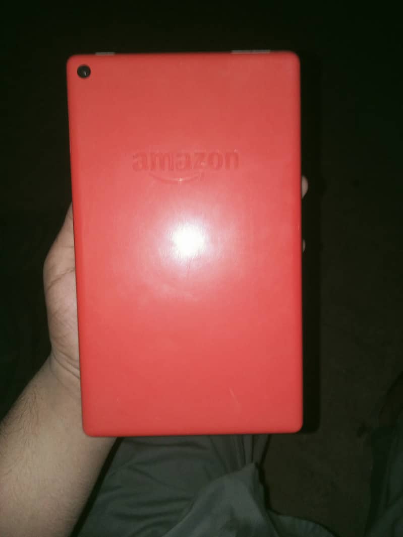 red tablet Amazon 1