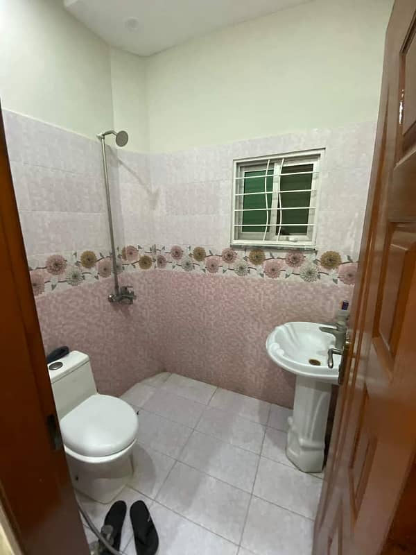5 Marla house Available in low budget in sector B bahria town lahore 7