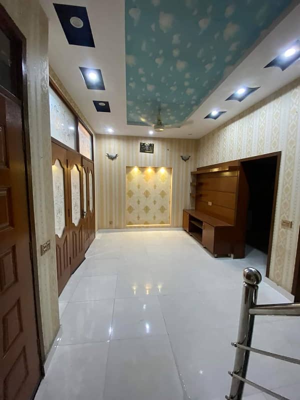 5 Marla house Available in low budget in sector B bahria town lahore 14