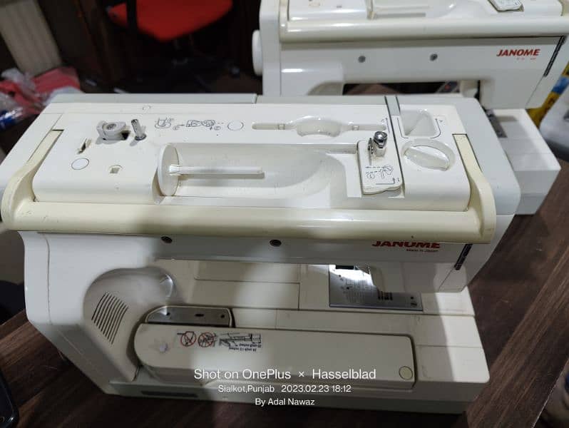 Janome 11000 Special Edition Embroidery Machine & Complete Accessories 4