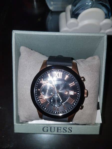 Guess watch for sale 1