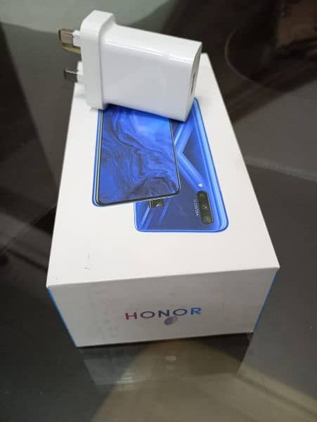 honor 9X 6/128 6.5"48MP/16MP (PTA Approved) 7