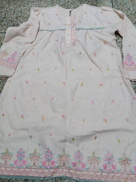 PRELOVED cotton  casual dresses 7 To 9 years girl 1299 per suit 2