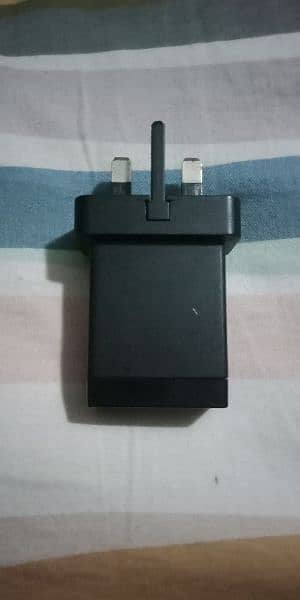 SAMSUNG , HUAWEI , SONY CHARGERS 4