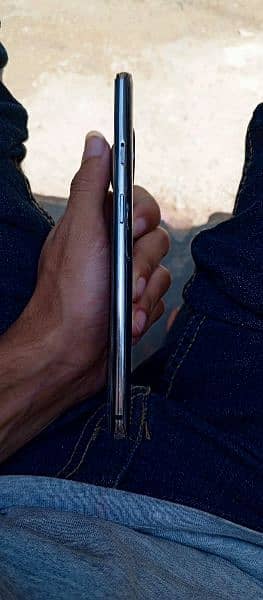 One plus 7t 8/128 only back crack pta approve global 1