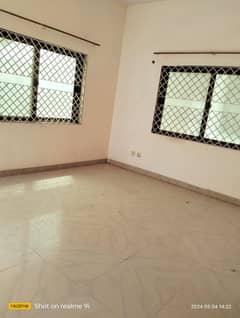 3 BED DD 2ND FLOOR PORTION FOR RENT