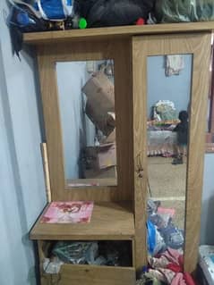 wooden dressing table 0