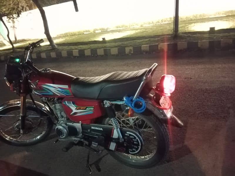 Honda 125 | Lush Condition | one hand used | 100% Genuine Condition 1