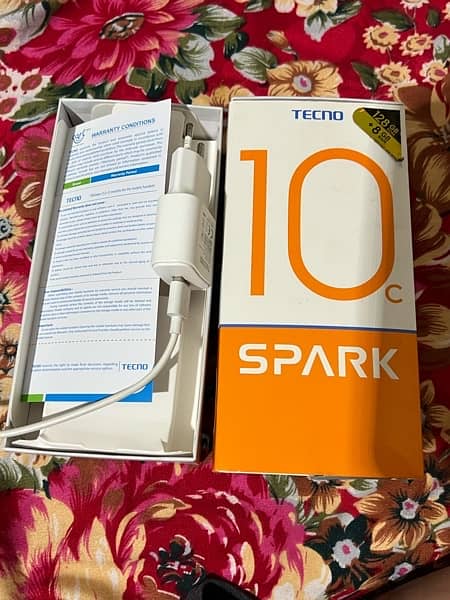 Tecno spark 10 100% Condition Like zero 3