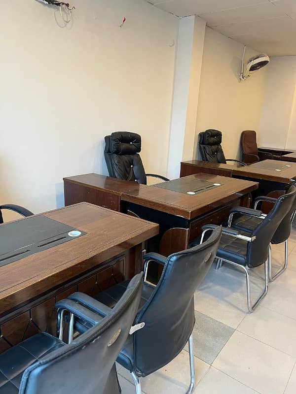 Dha Ph 2 (ext) Sunset Lanes | 600 Sqft Semi Furnished Ground Floor Shop For Rent | Huge Frontage | Ample Car Parking | Ideal For Multinational Companies or Franchise | Reasonable Rent | Ideal Location | 9