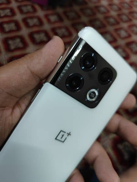 Oneplus 10 Pro ( Official Approved ) 11