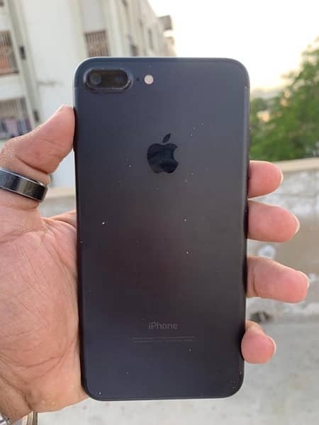 iphone 7 plus 128 GB PTA Approved only front camera Not working 1
