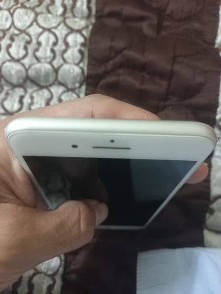 i phone 8 pluse good condition 10by10 4