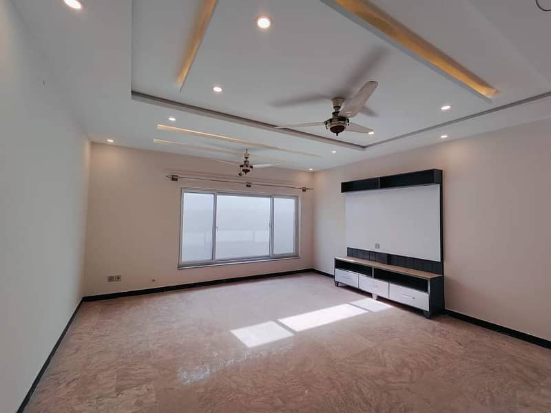 20 Marla House Available for rent in sector C Bahria Town Lahore 6