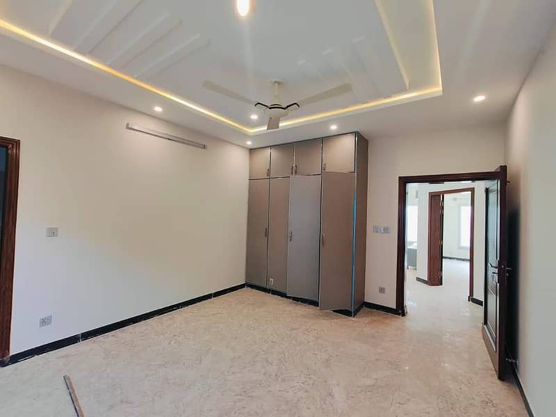 20 Marla House Available for rent in sector C Bahria Town Lahore 9
