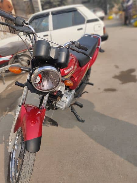 Yamaha Ybz red color red variant 2019 model 1