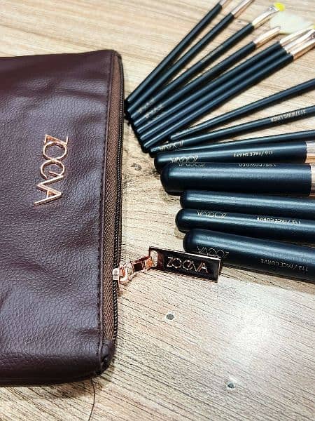 15pcs Brushes Set with Original ZOEVA Leather Pouch (Wooden) 2