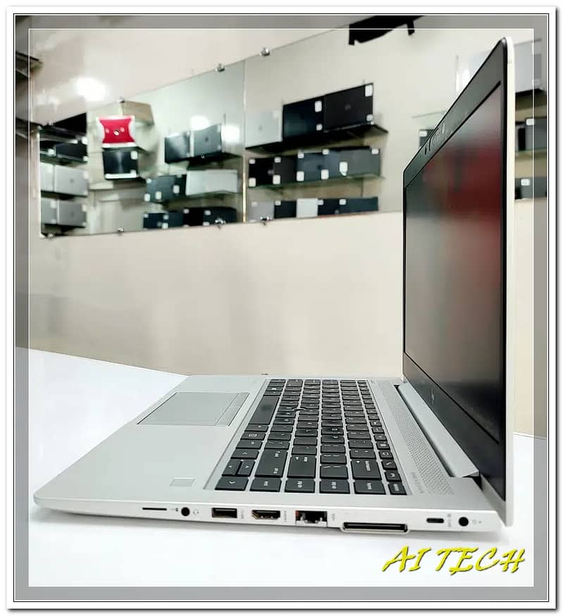 HP EliteBook 840 G5 Core i5 8th Generation 08GB RAM 256GB SSD 14' FHD 3