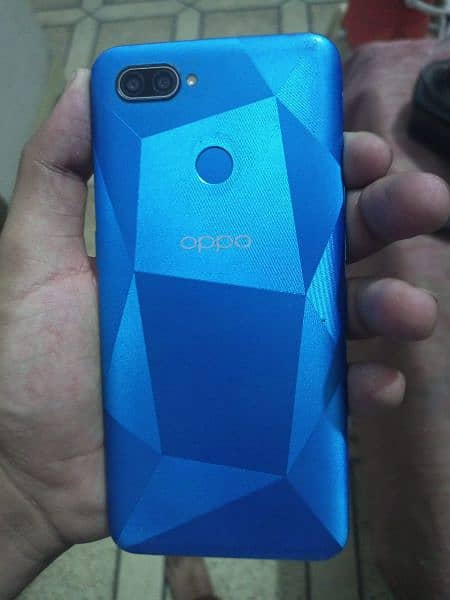Oppo A12 3/32gb 1