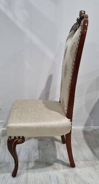 English Embroidered Royal Dining Chairs. (8 piece individual) 5