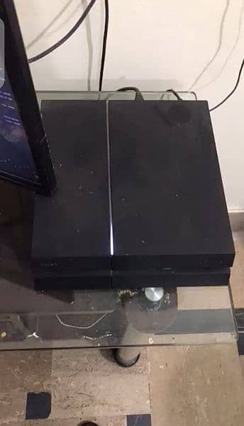 PS4 Slim model 1TB SSD with 7 games Installed and 1 CD free 1