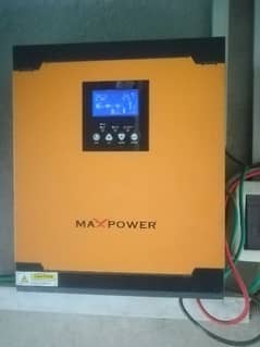 Max Power Sunglow VM 3000 Solar Inverter