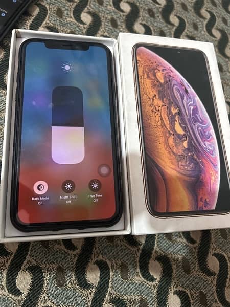 iPhone XS  64 gb pta approved 9